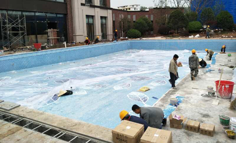 游泳池水处理设备机房建造前需要考虑哪些因素？