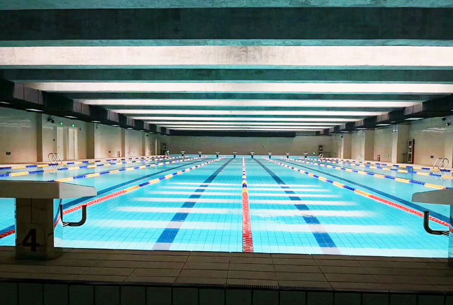 如何判断泳池水是否需要处理？